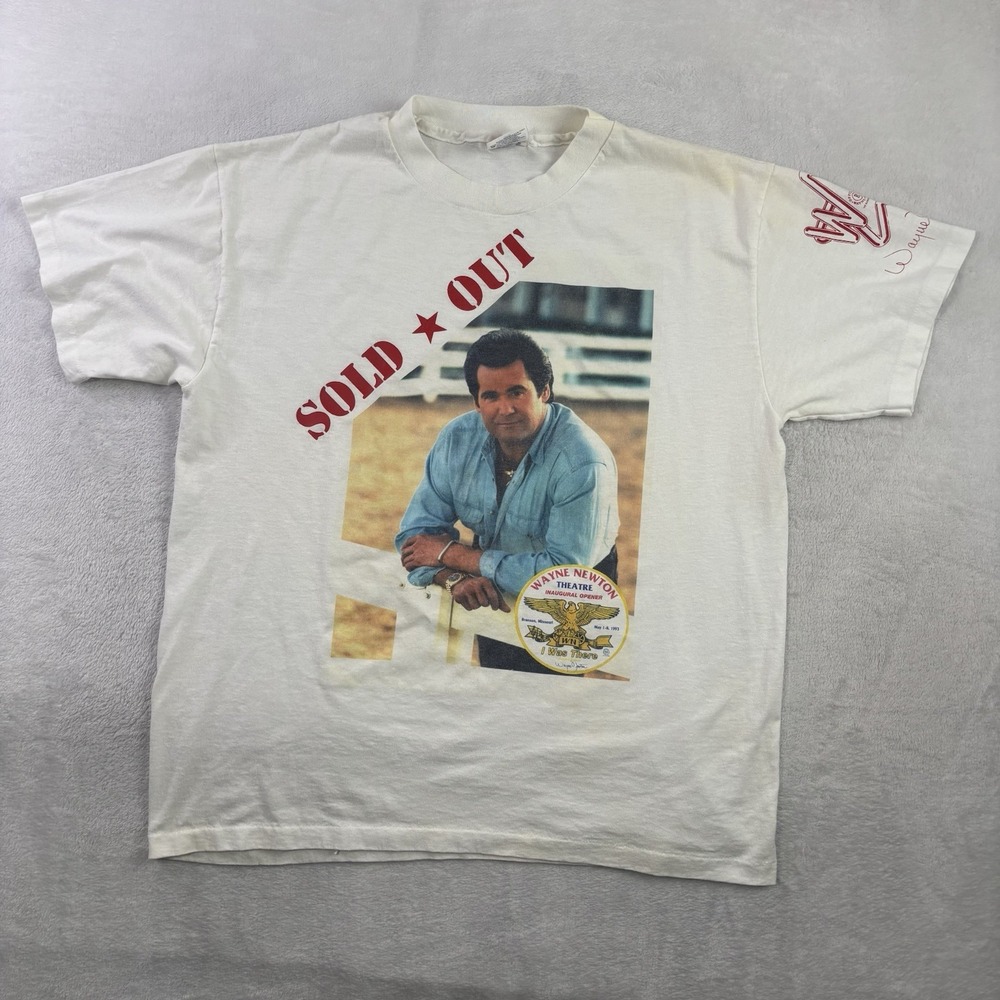 VTG Hanes Wayne Newton Theatre Opener White SS Graphic Shirt Men's Large